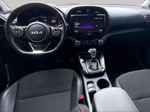 Used 2024 Kia Soul GT-Line w/ Option Group 020 FWD image 16
