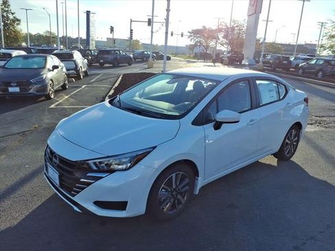 New 2025 Nissan Versa SV w/ Trunk Package image 7