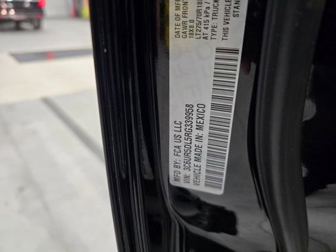 Used 2024 RAM 2500 Big Horn image 18