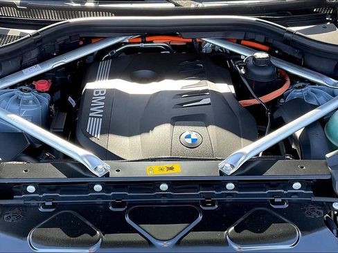 New 2026 BMW X5 xDrive50e w/ M Sport Package AWD/4WD image 29