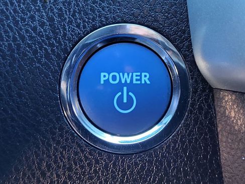 Used 2015 Toyota Highlander Limited image 30