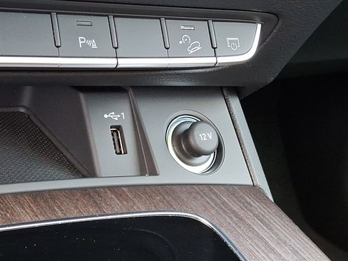 Certified 2024 Audi Q5 2.0T Premium image 25