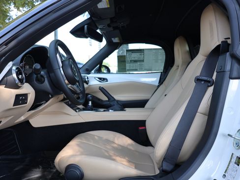 New 2026 MAZDA MX-5 Miata Grand Touring RWD image 8