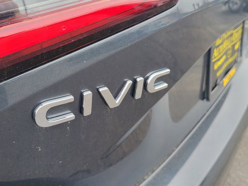 Certified 2025 Honda Civic Sport image 6