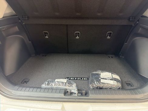 New 2026 Hyundai Venue SEL image 14