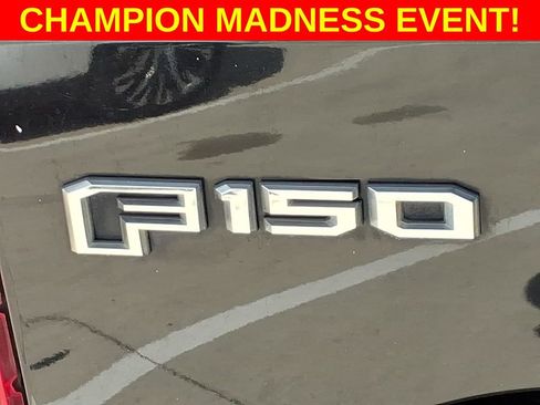 Used 2016 Ford F150 XLT image 11