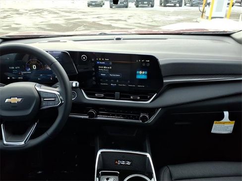 New 2026 Chevrolet Equinox LT w/ Convenience Package II image 13