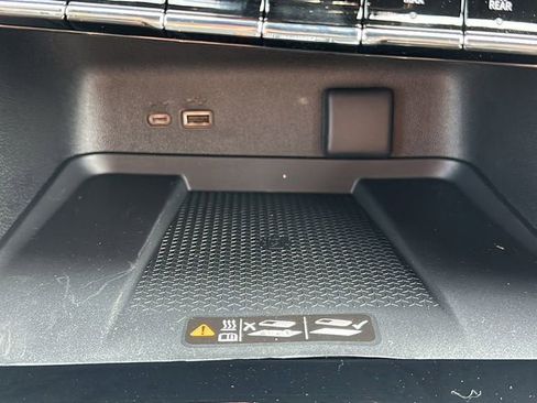 New 2026 Chevrolet Traverse RS w/ LPO, Floor Liner Package image 24