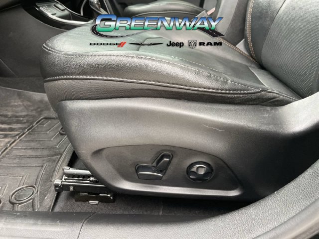 Used 2019 Jeep Compass Limited w/ Safety & Security Group FWD image 20