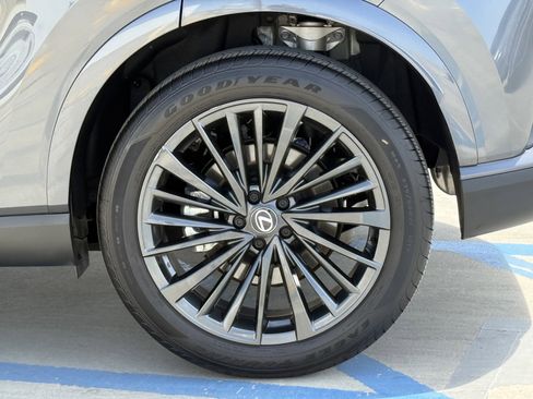 Used 2025 Lexus RX 350 Premium w/ Convenience Package image 15