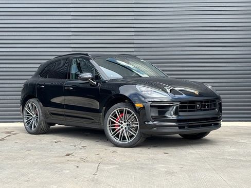 Certified 2026 Porsche Macan S AWD/4WD image 9