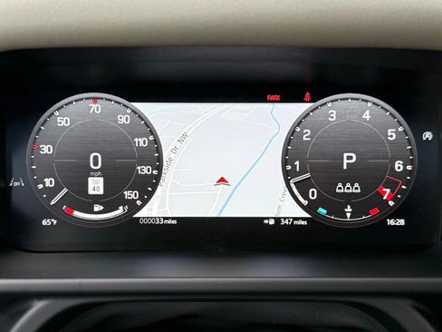 New 2026 Land Rover Defender 110 X-Dynamic SE image 31