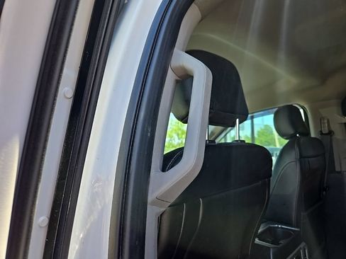 Used 2019 Ford F150 Lariat w/ Equipment Group 502A Luxury AWD/4WD image 46