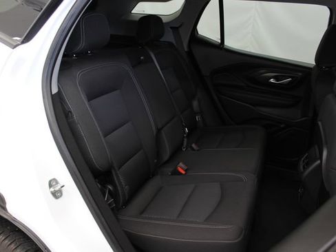 Used 2022 GMC Terrain SLE w/ Driver Convenience Package FWD image 29