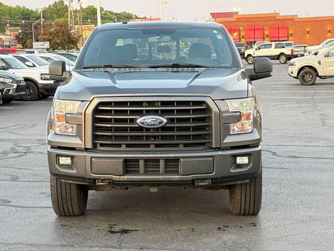 Used 2017 Ford F150 XLT w/ Equipment Group 302A Luxury AWD/4WD image 9