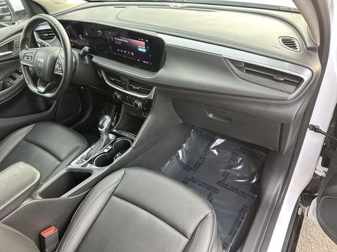 Used 2024 Buick Encore GX Sport Touring image 26