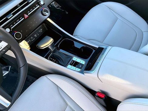 Certified 2025 Hyundai Tucson SEL image 15