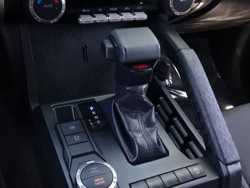 Used 2024 Toyota Tacoma TRD Sport RWD image 33