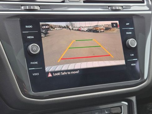 Used 2024 Volkswagen Tiguan Wolfsburg Edition image 41