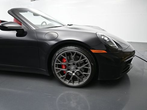 Used 2024 Porsche 911 Carrera S image 20