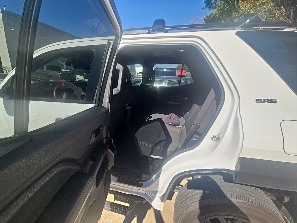 Used 2025 Toyota 4Runner SR5 AWD/4WD image 8