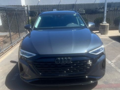 Used 2024 Audi Q8 e-tron Premium Plus w/ Premium Plus Package AWD/4WD image 2