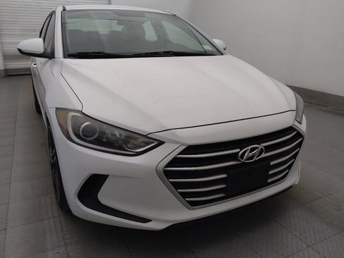 Used 2017 Hyundai Elantra SE FWD image 13