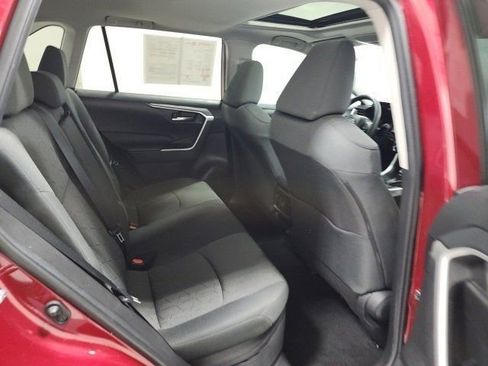 Certified 2022 Toyota RAV4 XLE w/ Convenience Package image 20