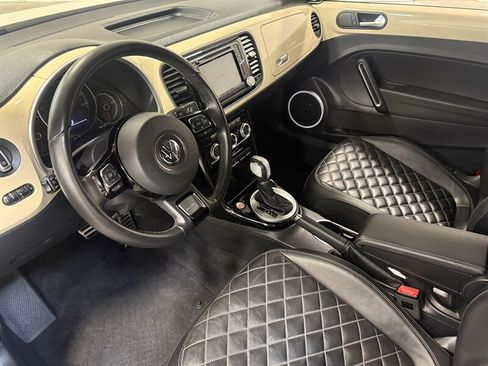Used 2019 Volkswagen Beetle 2.0T Final Edition SEL FWD image 18