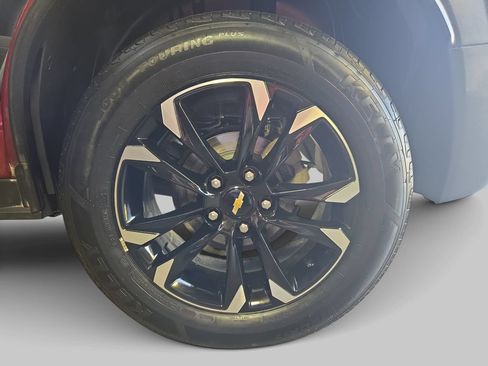 Used 2022 Chevrolet TrailBlazer LT w/ Convenience Package FWD image 33