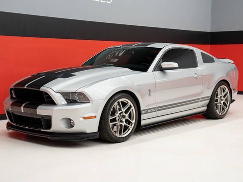 Used 2013 Ford Mustang Shelby GT500 RWD image 20