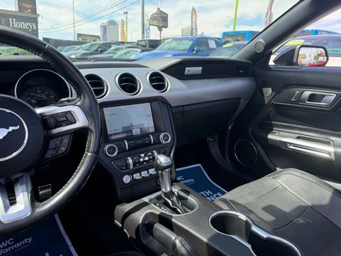 Used 2019 Ford Mustang GT Premium RWD image 25
