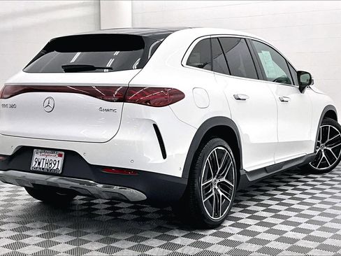 Used 2026 Mercedes-Benz EQE 320 4MATIC SUV image 10