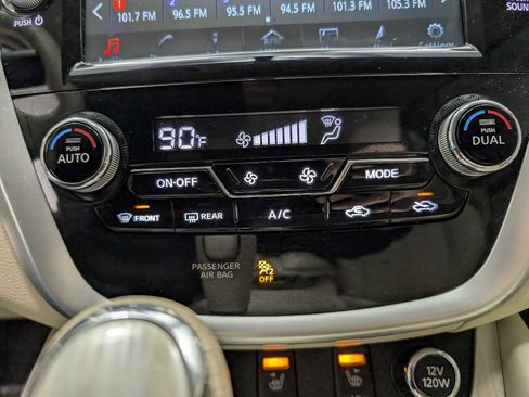 Used 2017 Nissan Murano SL image 30