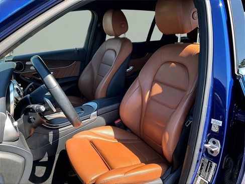 Used 2021 Mercedes-Benz GLC 300 image 24