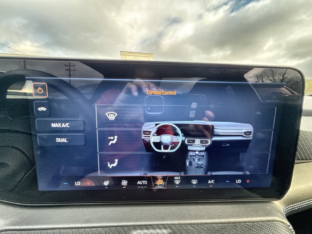 Certified 2025 Ford Mustang Dark Horse RWD image 22