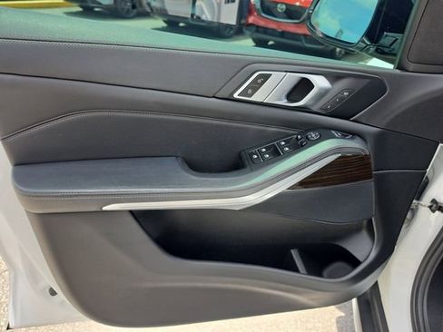 Used 2019 BMW X5 xDrive40i w/ Premium Package 2 AWD/4WD image 18