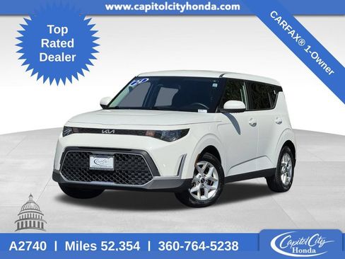Used 2024 Kia Soul LX w/ Option Group 015 FWD image 1