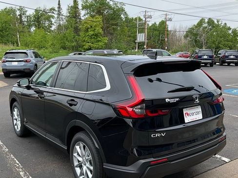 New 2026 Honda CR-V EX image 7