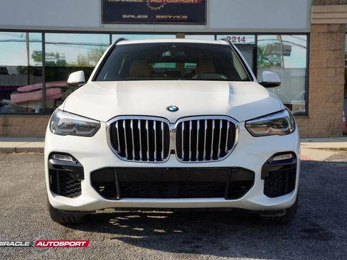 Used 2019 BMW X5 xDrive40i w/ M Sport Package AWD/4WD image 2