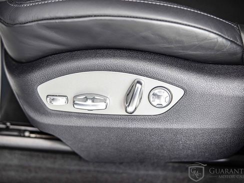 Used 2024 Porsche Macan S AWD/4WD image 23