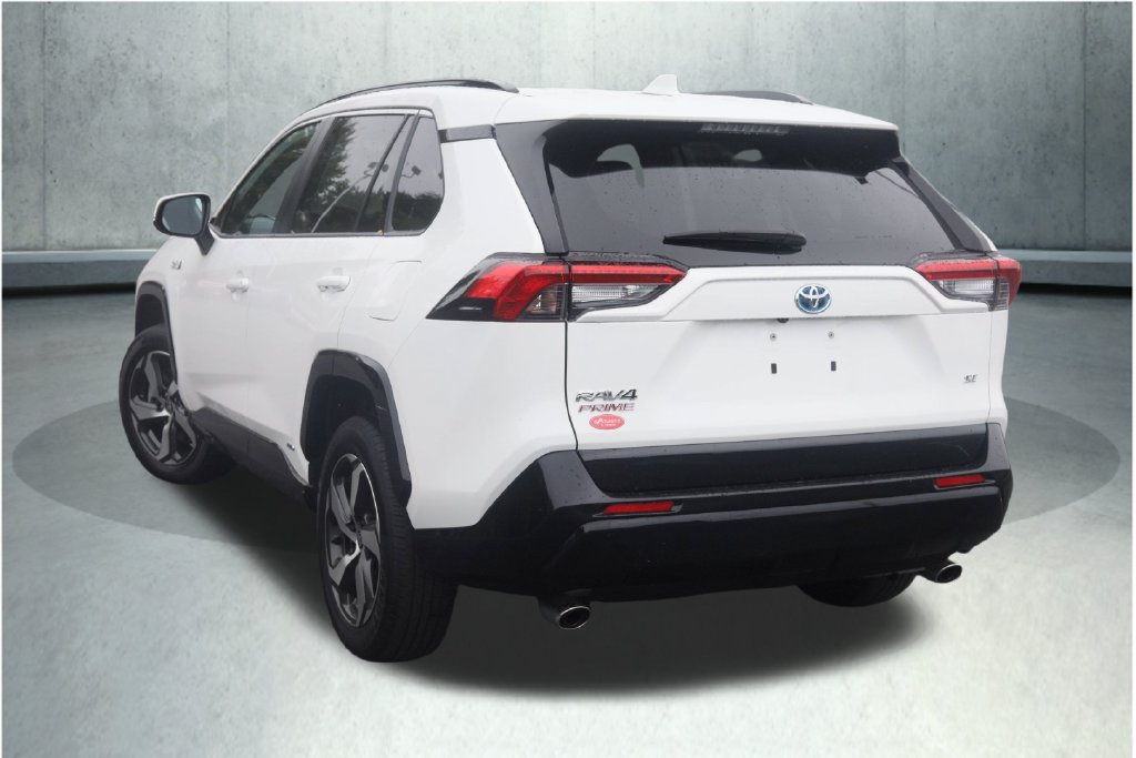 Certified 2023 Toyota RAV4 SE w/ Weather & Moonroof Package AWD/4WD image 38