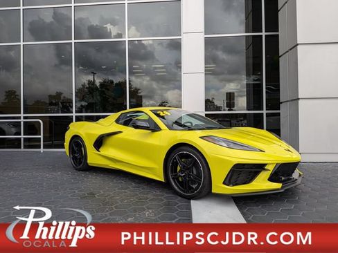 Used 2024 Chevrolet Corvette Stingray Convertible RWD image 1