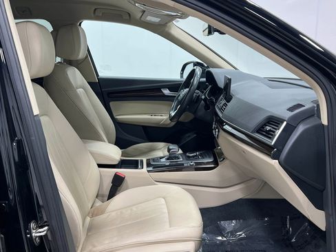 Used 2019 Audi Q5 3.0T Premium Plus AWD/4WD image 32