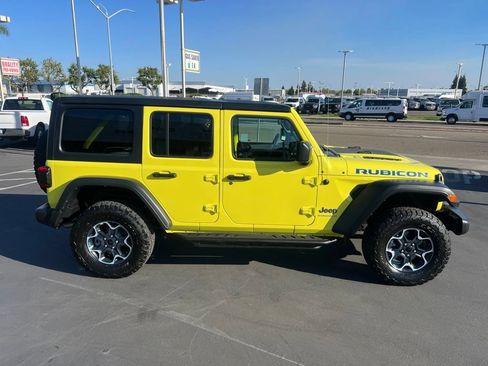 Used 2023 Jeep Wrangler Unlimited Rubicon 4xe AWD/4WD image 13