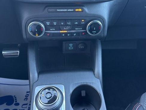 Used 2023 Ford Escape ST-Line image 15