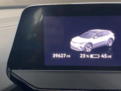 Certified 2023 Volkswagen ID.4 Pro AWD/4WD image 7