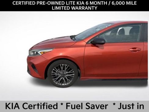 Used 2023 Kia Forte GT-Line w/ GT-Line Premium Package FWD image 2