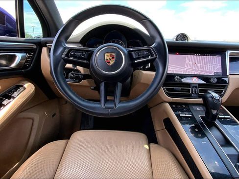 Used 2023 Porsche Macan Turbo AWD/4WD image 7