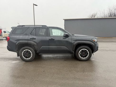 Used 2025 Toyota 4Runner TRD Off-Road Premium w/ Tow Technology Package image 5